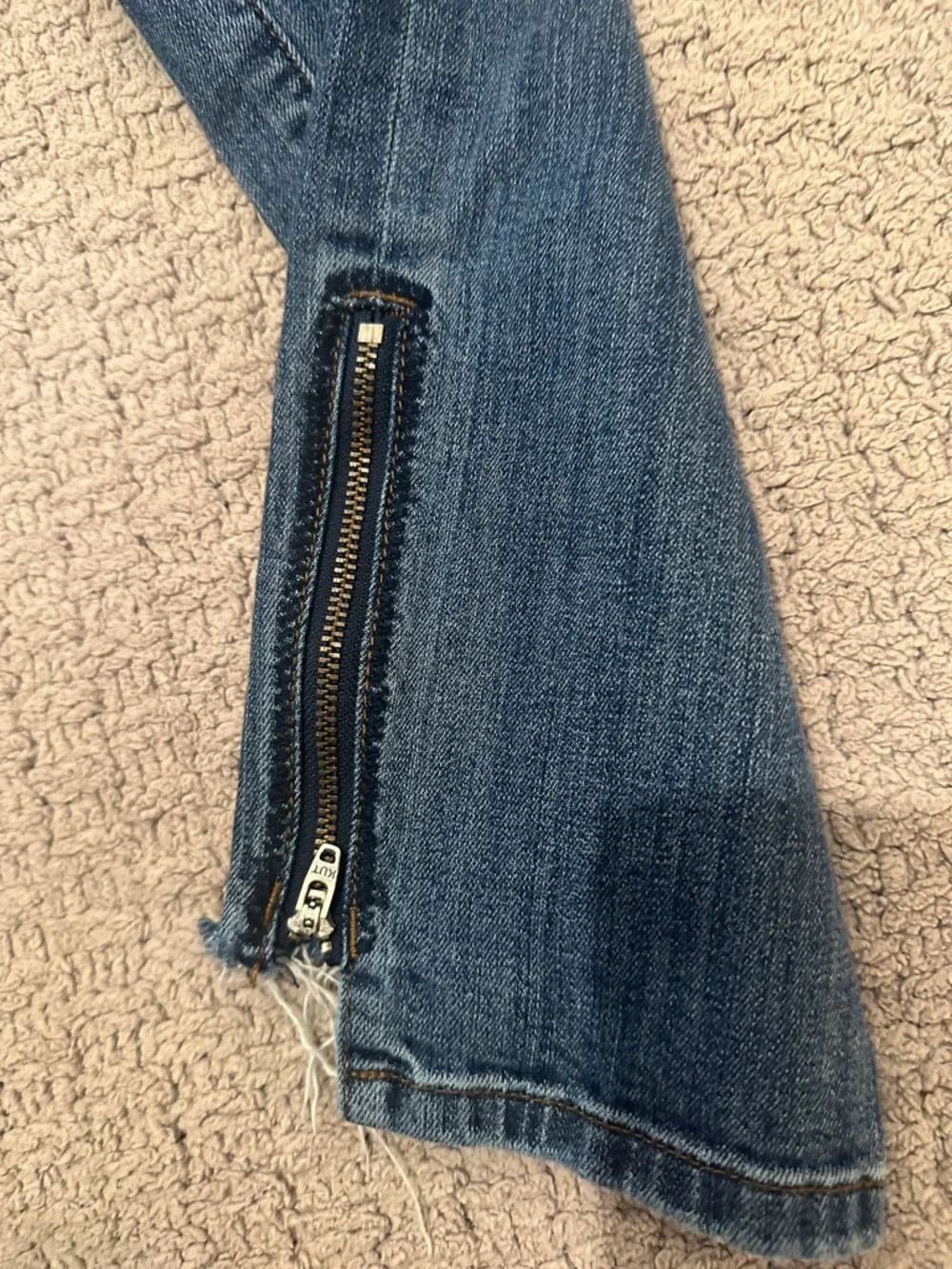 Kut from the Kloth Washed Blue Straight-Leg Jeans with Ankle Zip - Picture 3 of 4